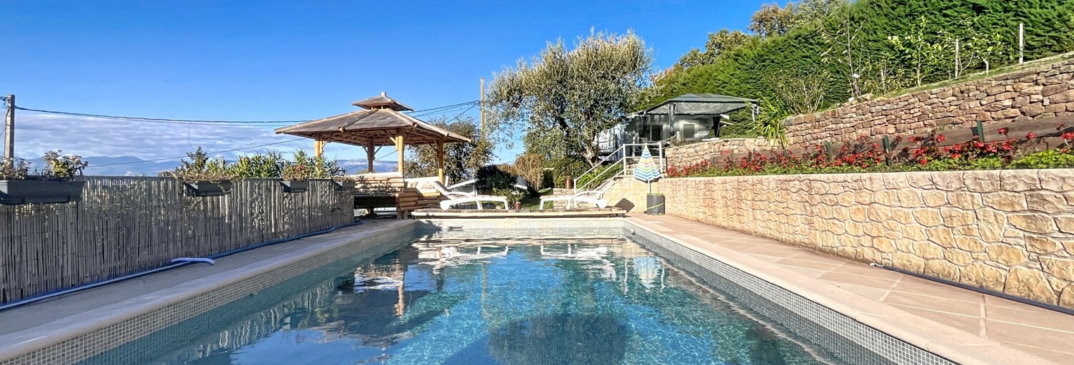 Maison 7 Pièces 175 m² à vendre à Les Adrets-de-l'Estérel (83600)