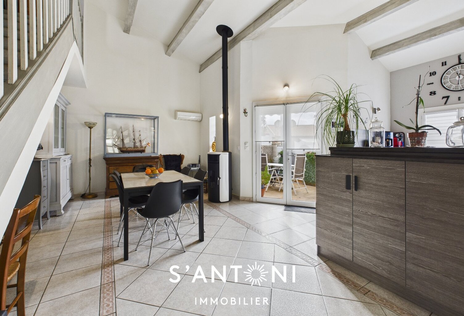 Maison — photo 1