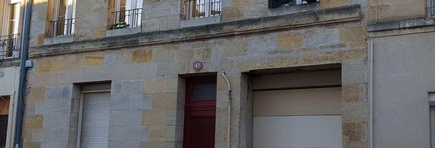 Immeuble  200 m² à vendre à Bordeaux (33800)