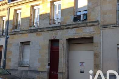 Immeuble  989000 €