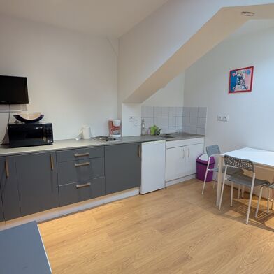 Appartement 1 pièces 390 €