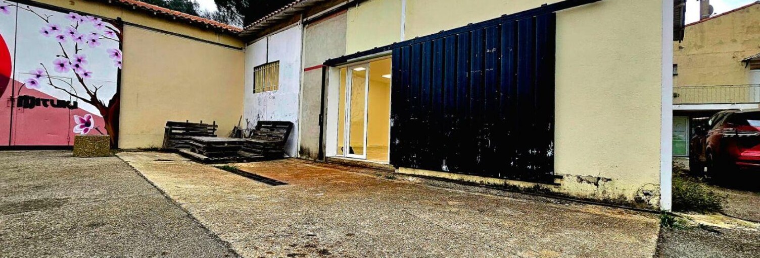 Commerce  96 m² à vendre à Beaucaire (30300)