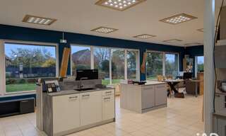 Commerce  1000 m² à vendre à Courgains (72260)