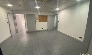 Bureau  167 m² à vendre à Nîmes (30900)