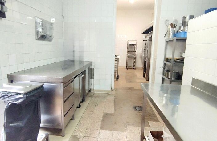 Vente Surface diverse 120 m&sup2; — photo 2