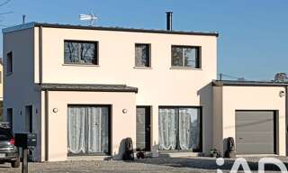 Maison 6 Pièces 121 m² à louer à Val-d'Izé (35450)