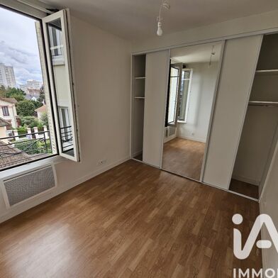 Appartement 2 pièces 820 €