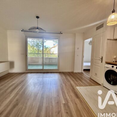 Appartement 2 pièces 820 €