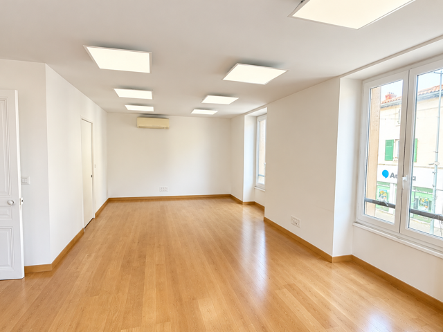 APPARTEMENT IDEALEMENT SITUE A CRAPONNE — photo du bien