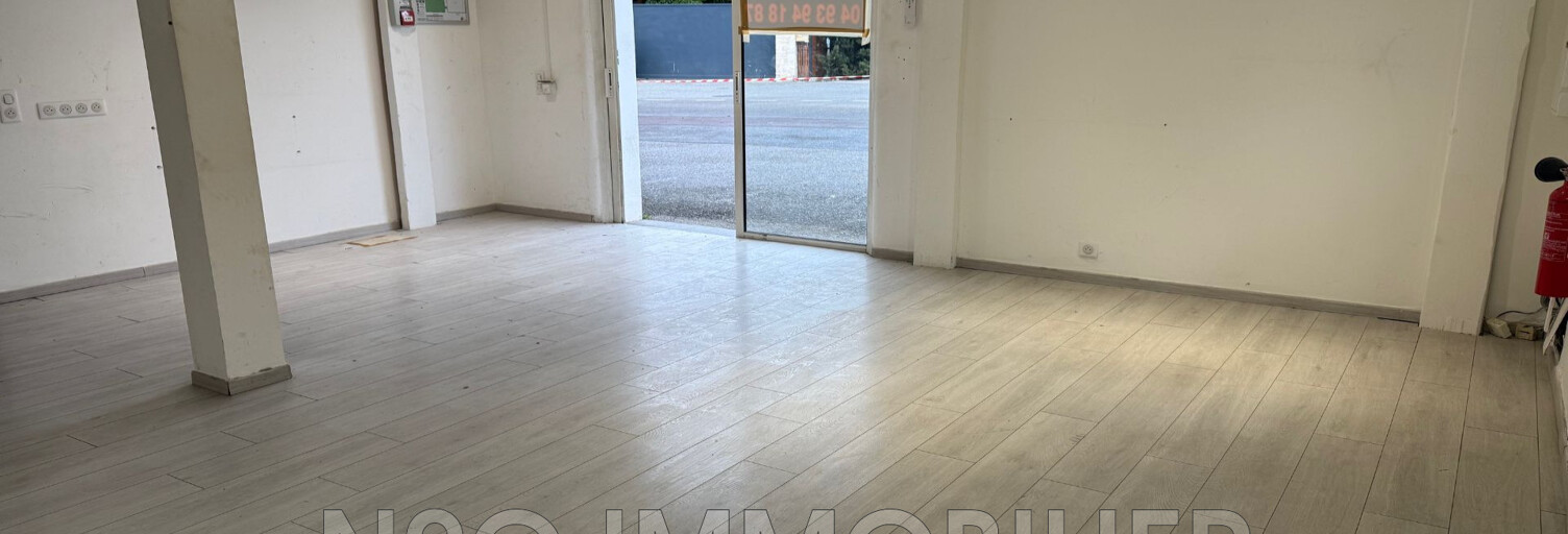 Commerce  45 m² à louer à Mougins (06250)