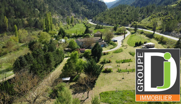 Villa / Maison 9 pièces  à vendre Die 26150