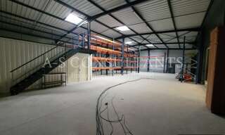 Local industriel  598 m² à louer à Davézieux (07430)