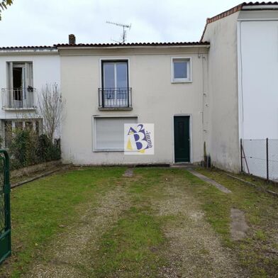 Maison 4 pièces 750 €