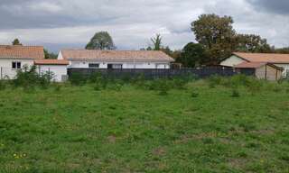 Terrain  640 m² à vendre à Hostens (33125)