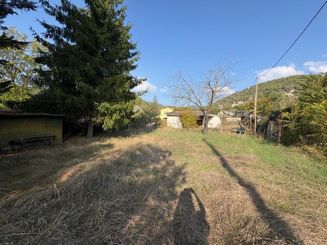 Photo TERRAIN + MAISON L Escarene