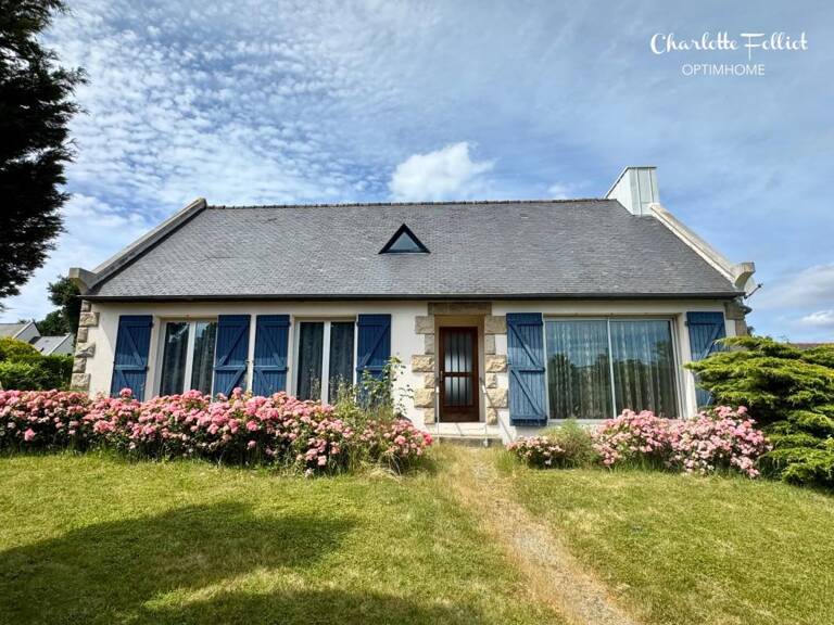 Maison avec vie de plain pied en centre bourg du Minihic sur Rance — photo 1