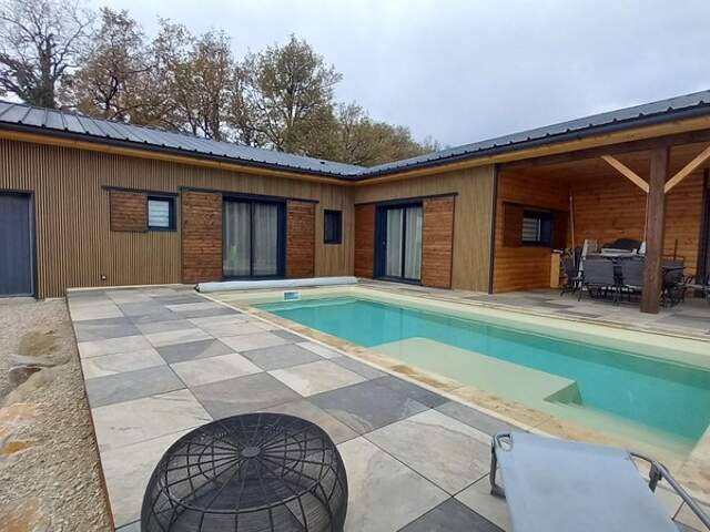 MAISON EN BOIS PARISOT — photo du bien