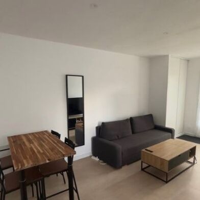 Appartement 3 pièces 920 €