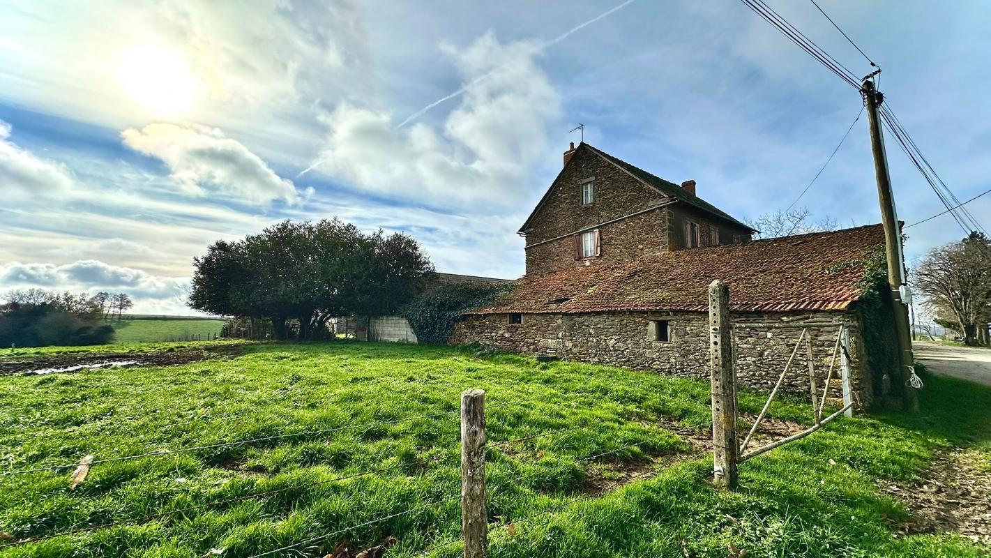 Villa / Maison  T6 à vendre Rieupeyroux 12240