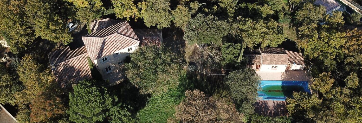 Maison 5 Pièces 151 m² à vendre à Rochefort-du-Gard (30650)