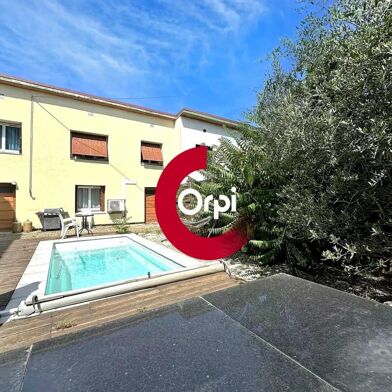 Maison 7 pièces 215000 €