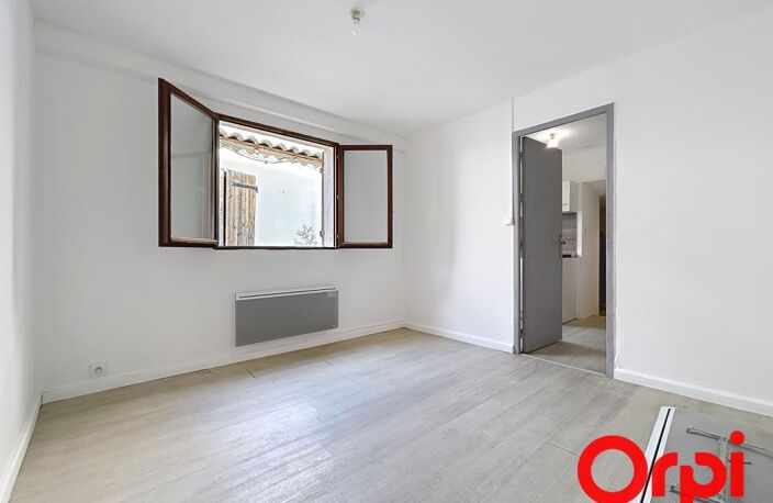 IMMEUBLE DE RAPPORT A LUNEL — photo 2