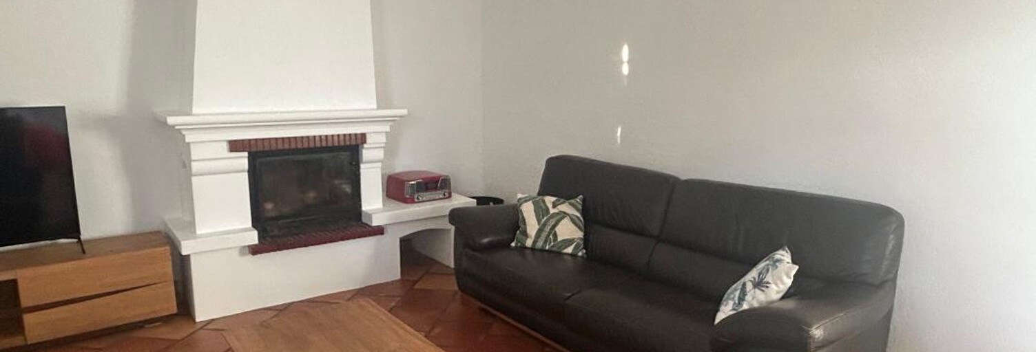 Maison 4 Pièces 125 m² à louer à Générac (30510)