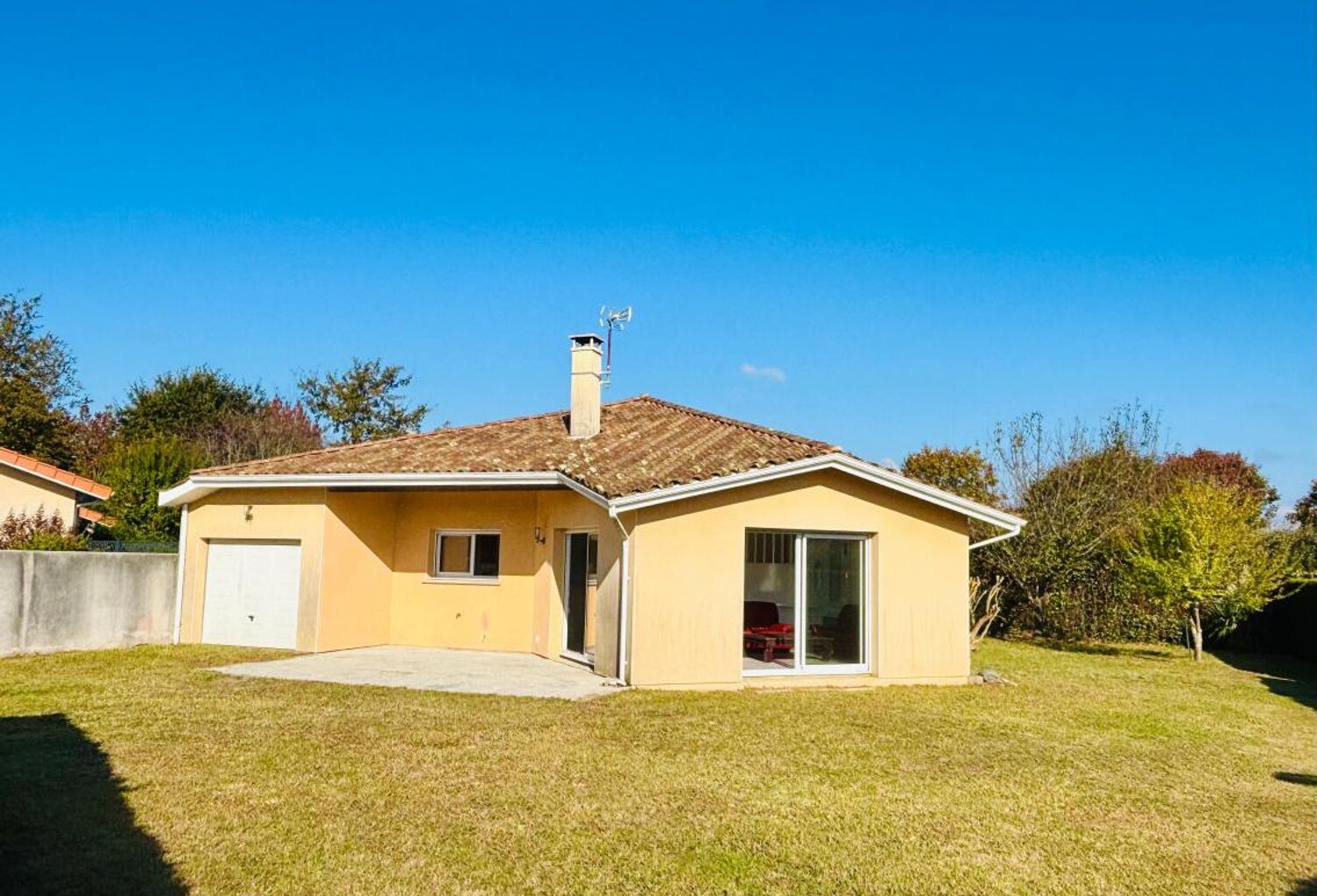 Maison À Vendre — photo 1
