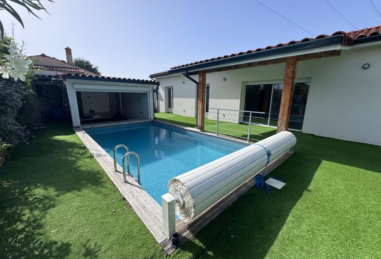 Maison plain-pied 4 chambres – Piscine chauffée – Pool house – Longages centre — photo 1