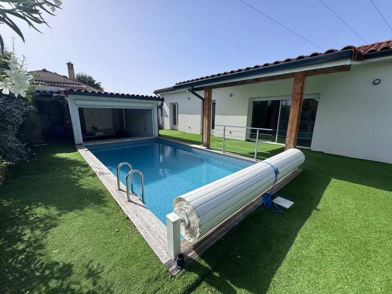 Maison plain-pied 4 chambres – Piscine chauffée – Pool house – Longages centre — photo 1