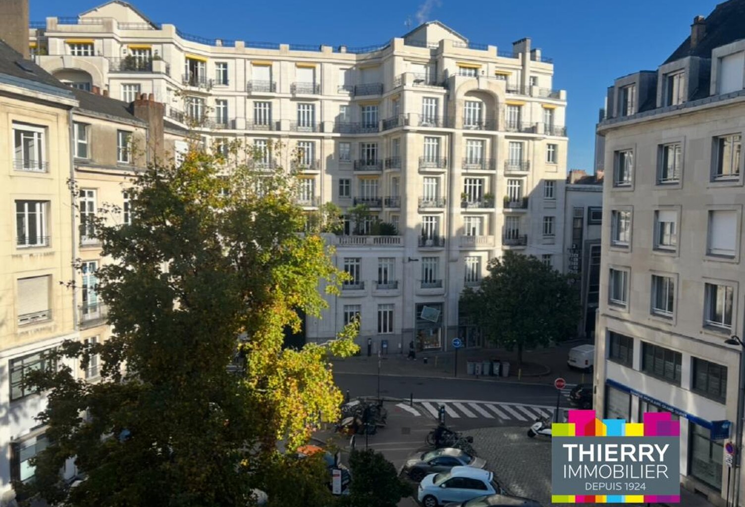 PLACE LADMIRAULT — photo 1