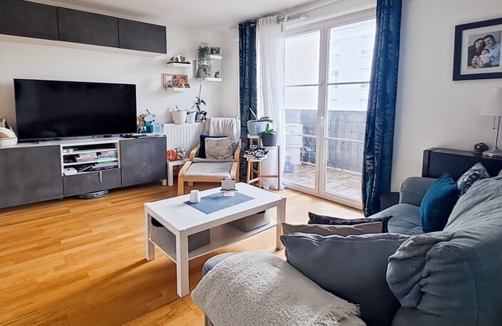 Appartement T4 à vendre, 4 pièces, 1 balcon, 1 parking en sous-sol, 1 cave, accès PMR - PLAISIR (78370) — photo 4