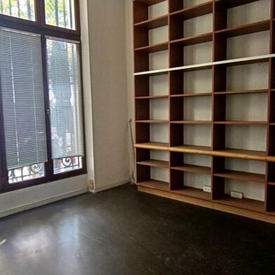 Immeuble  892500 €