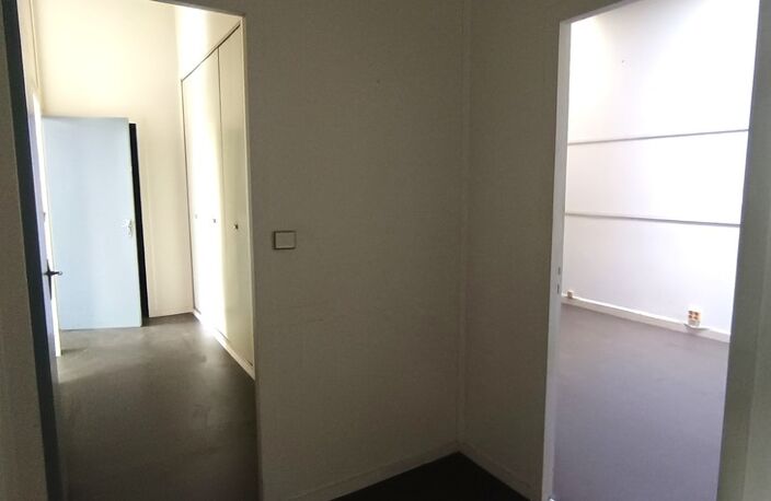 Immeuble professionnel de rapport 460 m² - La Pallice, La Rochelle (17) — photo 4