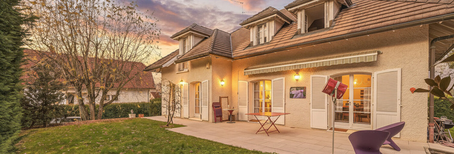 Maison 7 Pièces 265 m² à vendre à Prévessin-Moëns (01280)