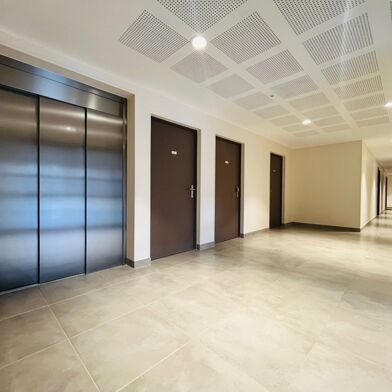 Appartement 3 pièces 279400 €