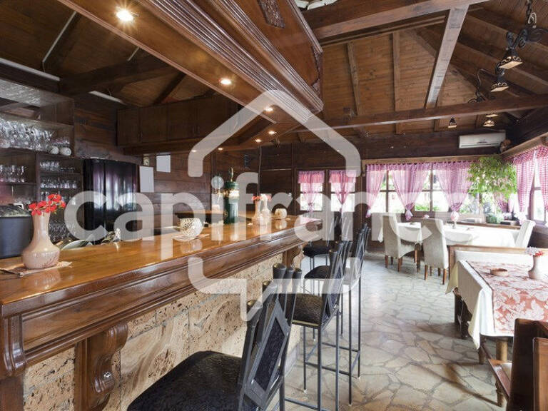 AIX LES BAINS (73), Restaurant Aix les Bains 240 M² Bord de Lac — photo 1