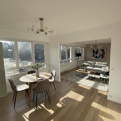 Appartement 5 pièces 1290 €