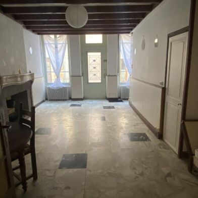 Maison 5 pièces 748 €