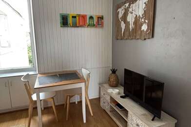 Appartement 2 pièces 810 €