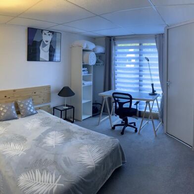 Appartement 1 pièces 570 €