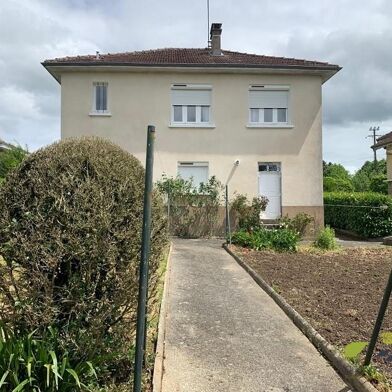 Maison 3 pièces 680 €