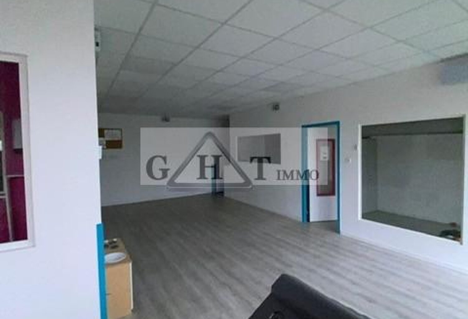 BUREAUX — photo 1