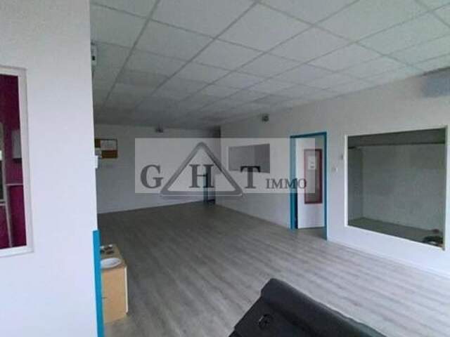 BUREAUX — photo du bien