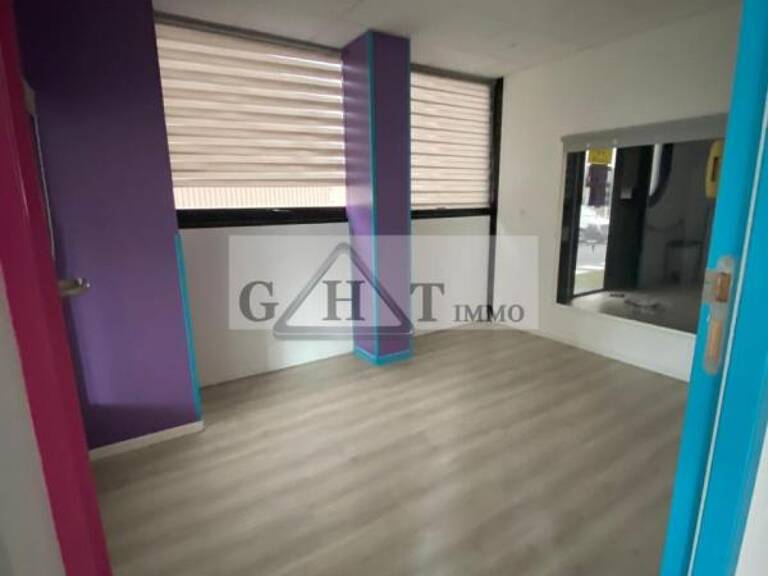 ENTREPOT BUREAUX — photo 1