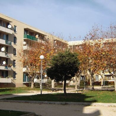 Appartement 3 pièces 633 €