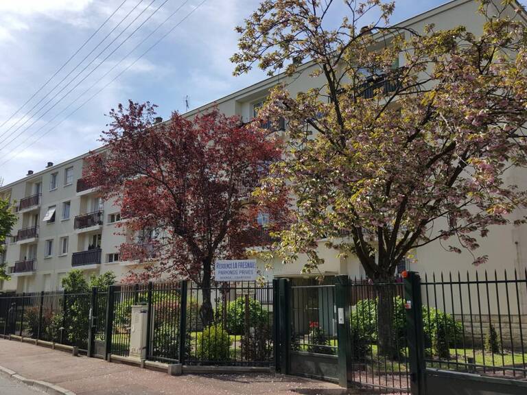 Appartement À Vendre — photo 1