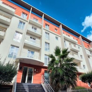 Appartement 1 pièces 48674 €