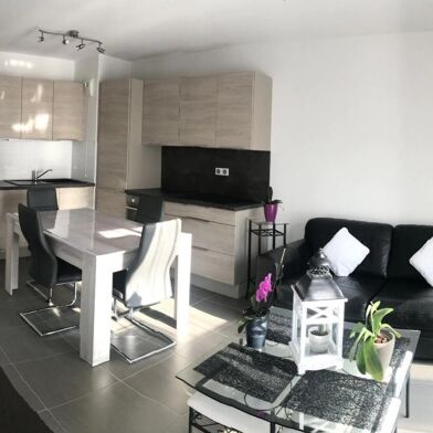 Appartement 2 pièces 880 €