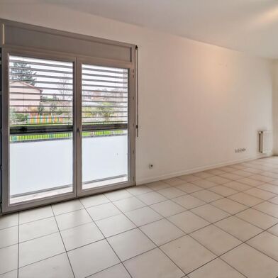 Appartement 2 pièces 810 €